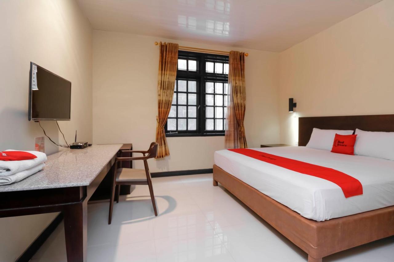 Reddoorz Plus Near Halim Perdanakusuma 2 Yakarta Exterior foto